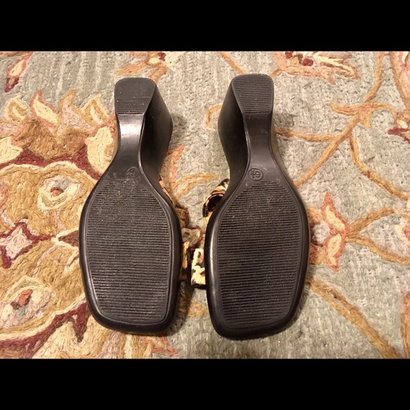 New Twist Leopard Print Slide - 6 1/2 - Picture 5 of 6